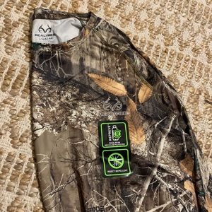 Men’s long sleeve hunting shirt